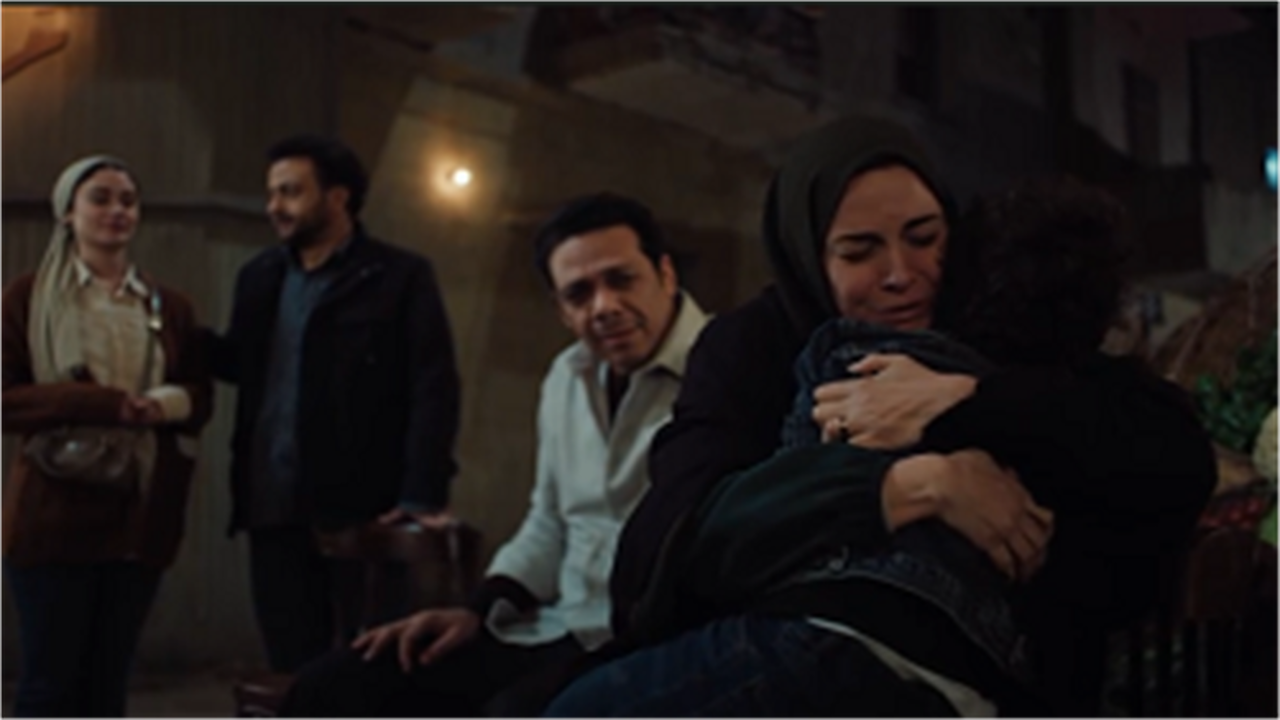 عودة الطفل المخطوف إلى ريهام عبد الغفور في أحداث الحلقة السابعة من حكاية نرجس